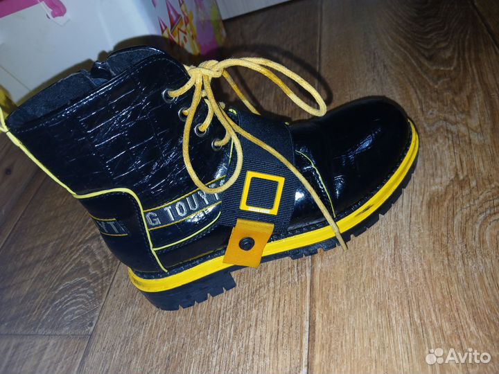 Ботинки для девочки