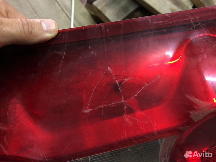 Задний стоп сигнал лада ларгус левый