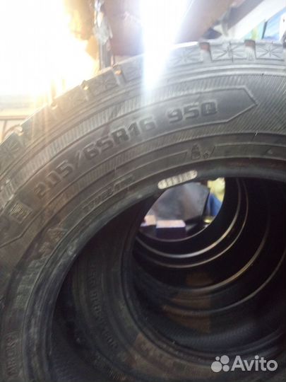 Goodyear Ice Navi 6 205/65 R16