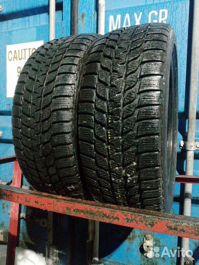 Bridgestone Blizzak LM-25 205/45 R17