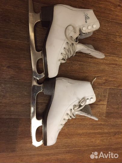 Коньки фигурные