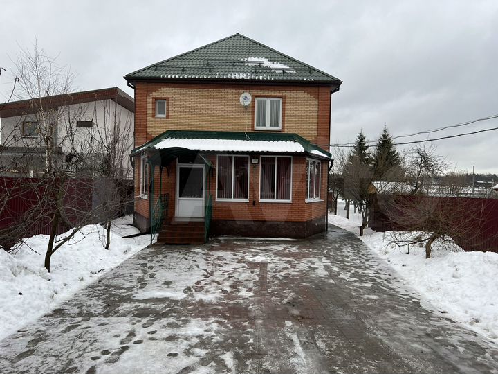 Коттедж 130 м² на участке 4 сот.