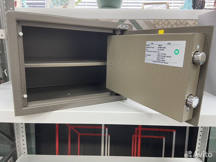 Сейф мебельный и офисный