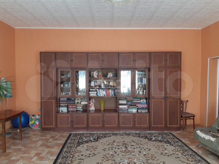 Коттедж 490 м² на участке 15,4 сот.