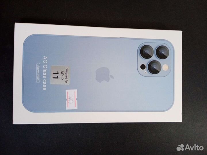 Стеклянный матовый чехол iPhone 11