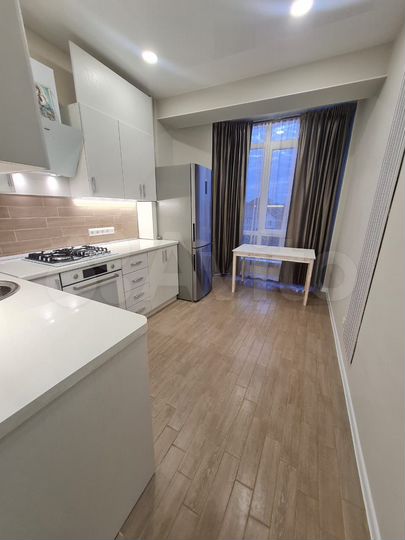 1-к. квартира, 41 м², 2/10 эт.