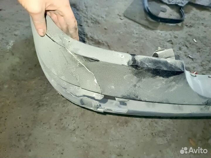 Задний бампер w211