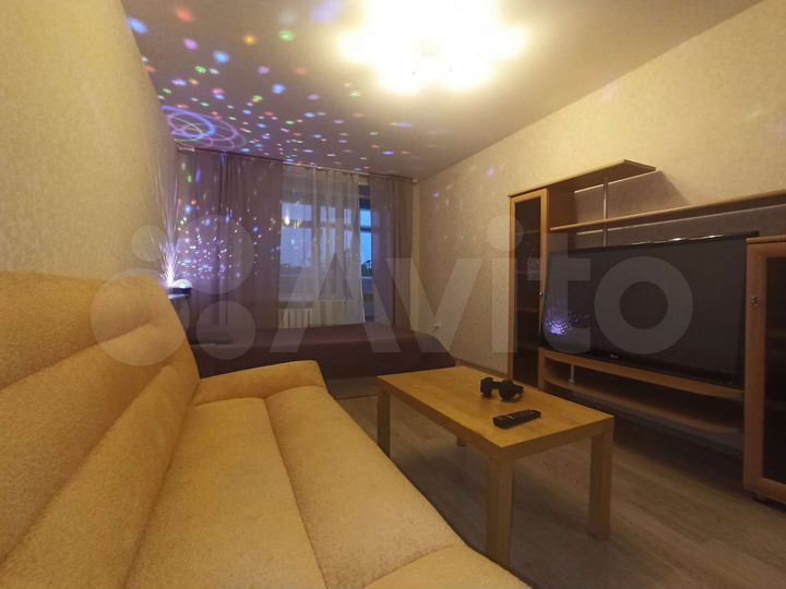 1-к. квартира, 38 м², 4/10 эт.