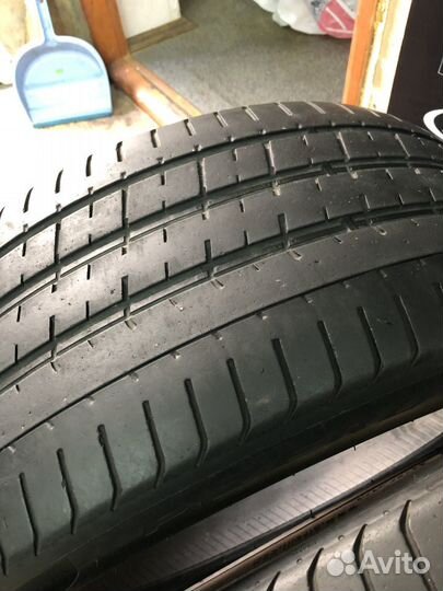 Pirelli P Zero 255/40 R21 102Y