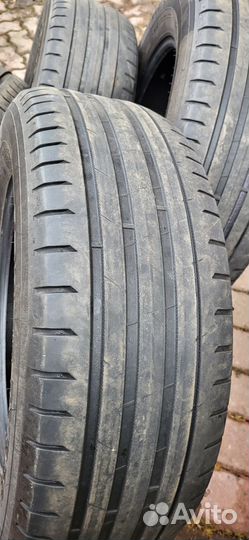 Nokian Tyres Hakka Black 235/65 R17