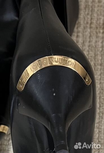 Сапожки женские