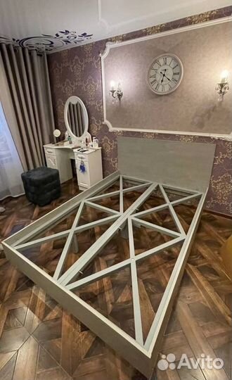 Парящие кровати в наличии