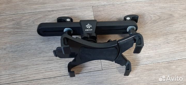 Автомобильный держатель для планшета