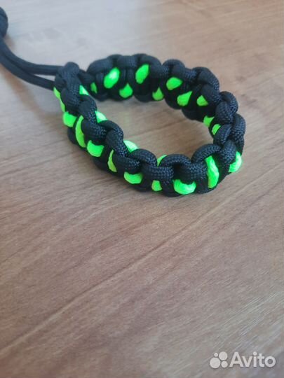 Браслет выживания