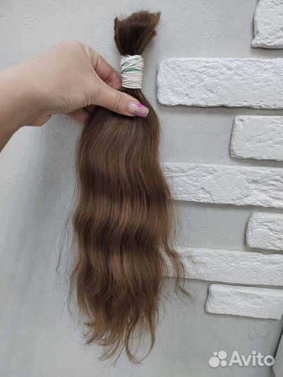 Неокрашенный срез волос