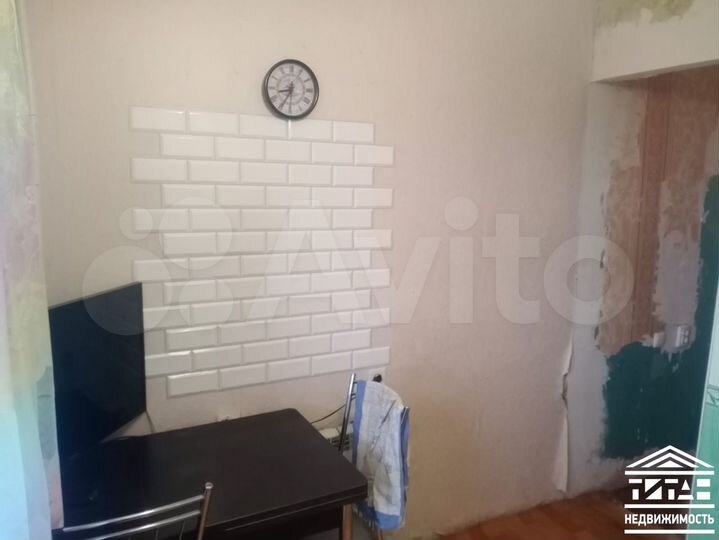 4-к. квартира, 60 м², 5/5 эт.