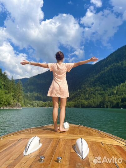 Экскурсии в Абхазию, гид в Абхазию