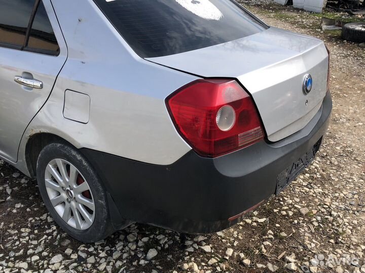Задняя часть geely мк