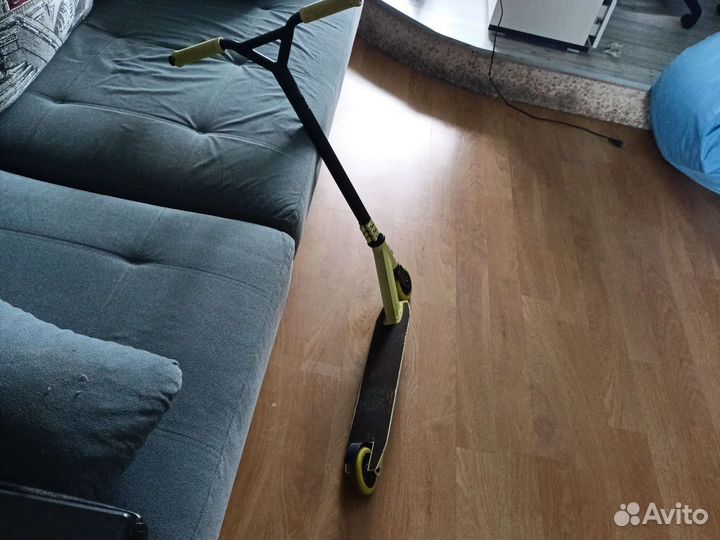 Трюковой самокат