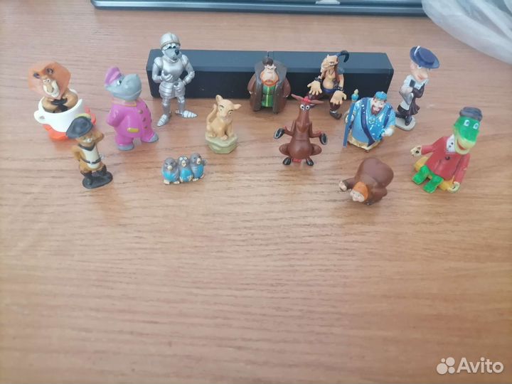 Киндер Сюрприз (разные) Смотрите фото