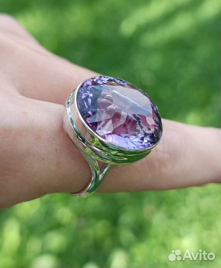 Кольцо с аметистом