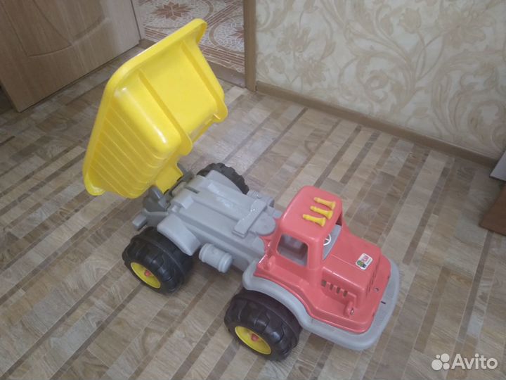 Детская машина