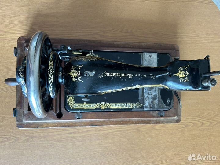 Швейная машина зингер ручная