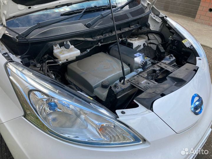 Отопитель салона на Nissan Leaf с установкой