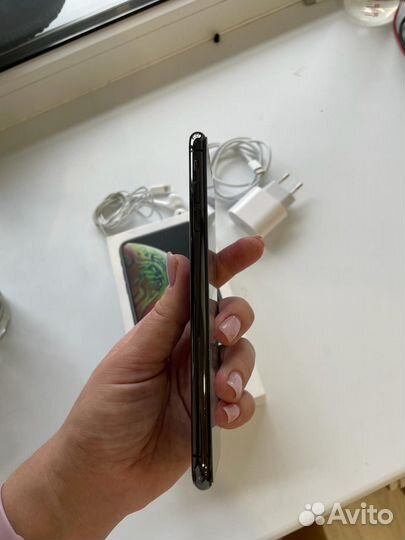 iPhone Xs Max, 64 ГБ