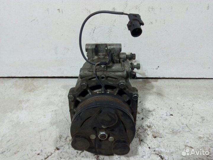 Компрессор системы кондиционирования Mitsubishi La