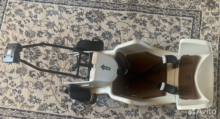 Детское кресло на велосипед