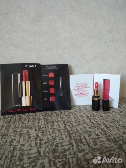 Лаки, миниатюры и пробники помад chanel