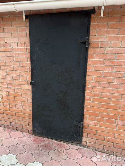 Дверь металлическая