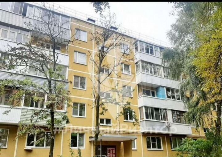 2-к. квартира, 48 м², 4/5 эт.