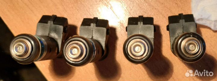 Топливные форсунки Simens Deka 735