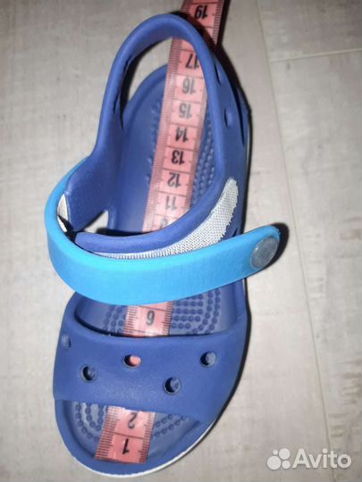 Crocs c9