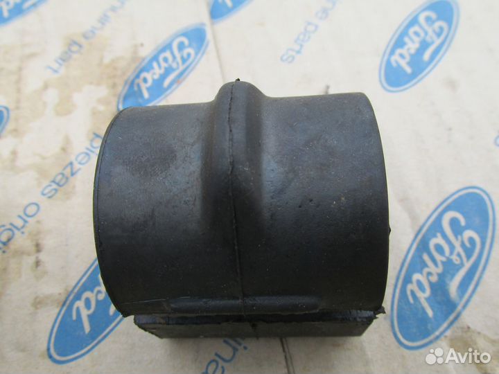 Втулка заднего стабилизатора ford transit connect