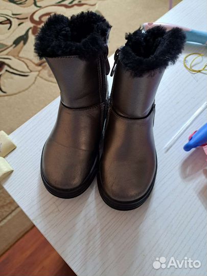 Сапожки для девочки