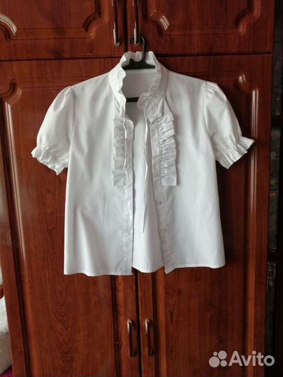 Блузка белая