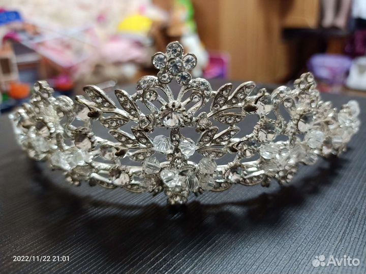 Свадебная диадема