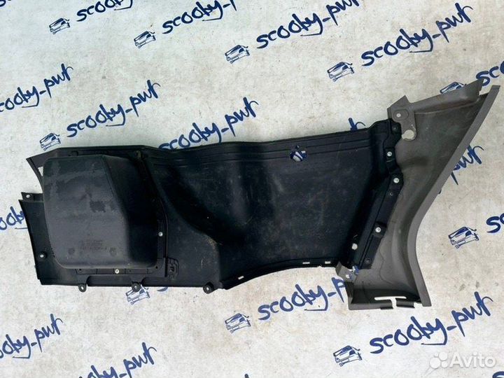 Обшивка багажника задняя левая Subaru Forester SF