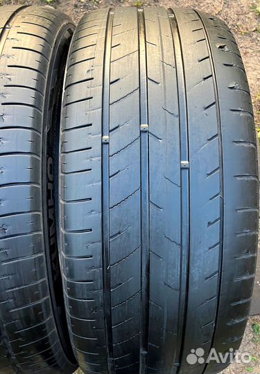 Kumho Ecsta HS52 235/45 R18