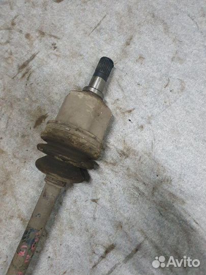 Привод, полуось передний левый Geely Emgrand Ec7