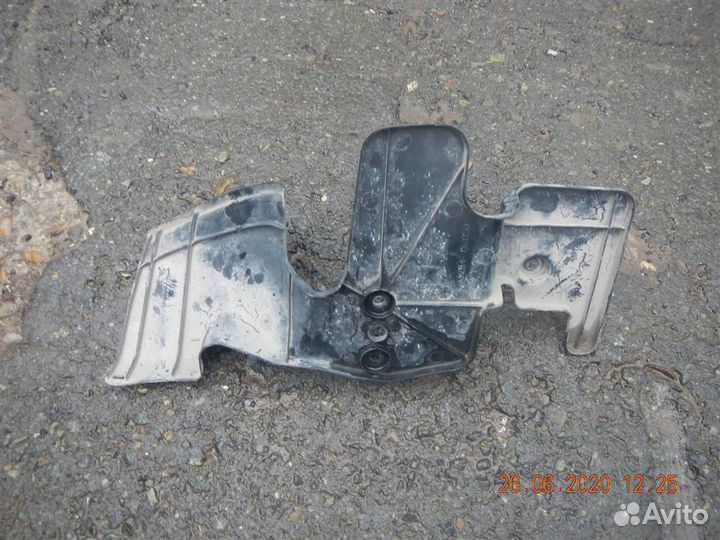 Воздуховод радиатора левый Toyota Hilux 2005-2015