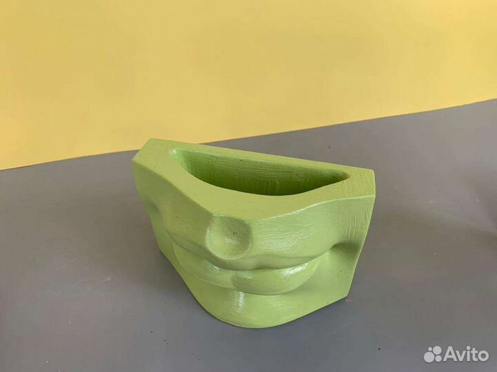 Губы Давида кашпо ваза окрашенные