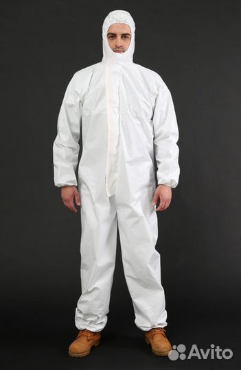 Защитный костюм