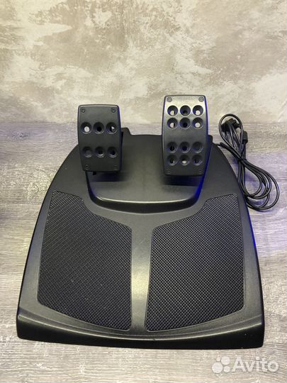 Игровой руль logitech momo racing