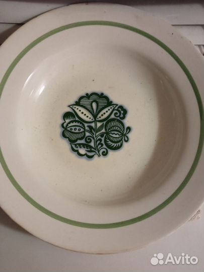 Глубокие суповые тарелки