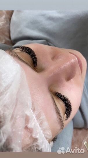 Обучение наращиванию ресниц