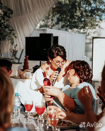 Ведущий на свадьбу